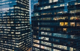 How a legal entity can change its location