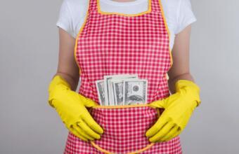 How do I properly arrange salary payments to employees' cards?