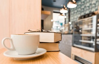 Combination coffee shops: how to open a store with coffee and break out technology