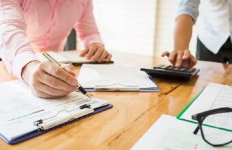 Документи ФОП: що зберігати на папері, а що в електронному вигляді