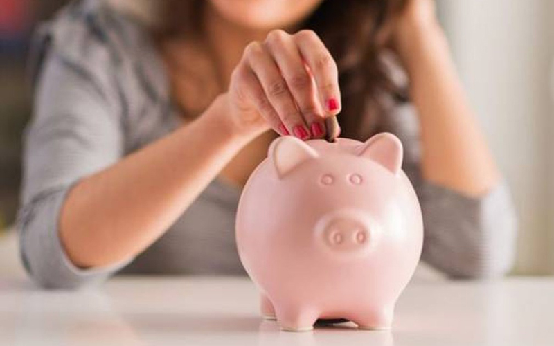 Praktick&yacute; z&aacute;kazn&iacute;k