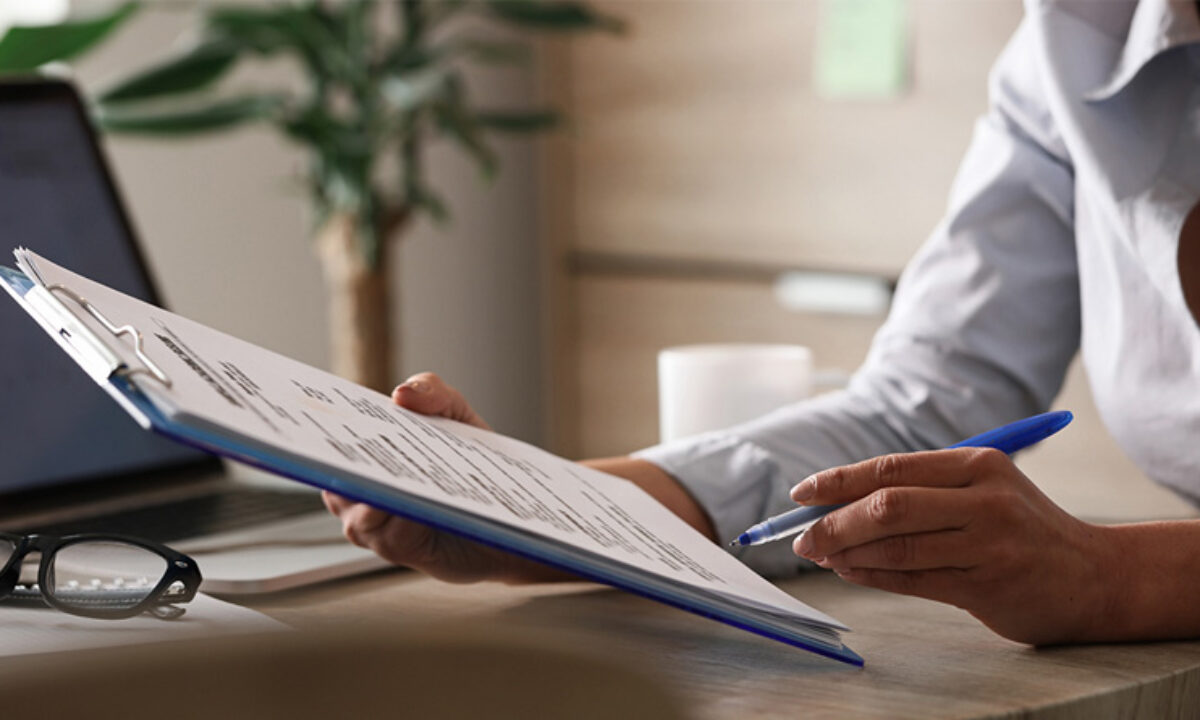 Legea clubului alb de afaceri