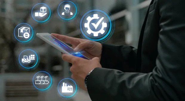 Cum ajută instrumentele ERP la managementul strategic al afacerii?